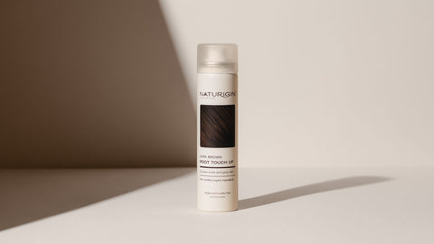 root touch up på beige baggrund